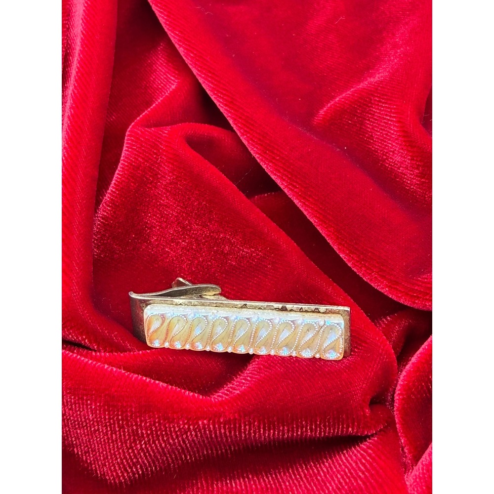 Vintage Gold Tone Tie Clip Iridescent Faux Opal Swirl Pattern Mid Century Retro
